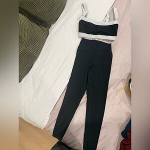 Monday Body High-Waisted Women's Leggings and top